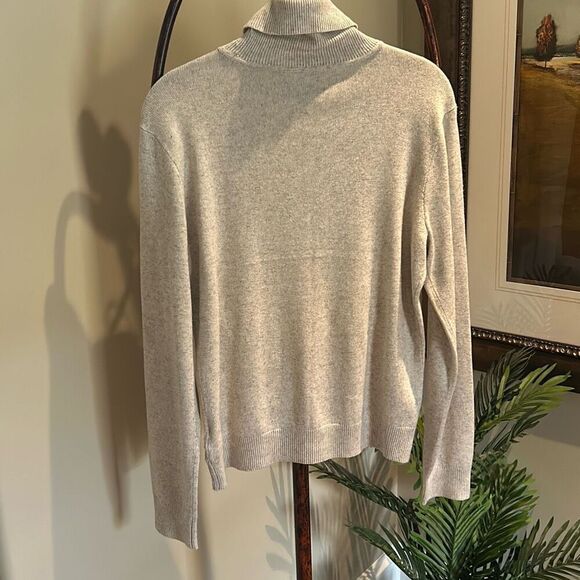 LAUREN RALPH LAUREN Gray Turtleneck Sweater - Picture 6 of 7